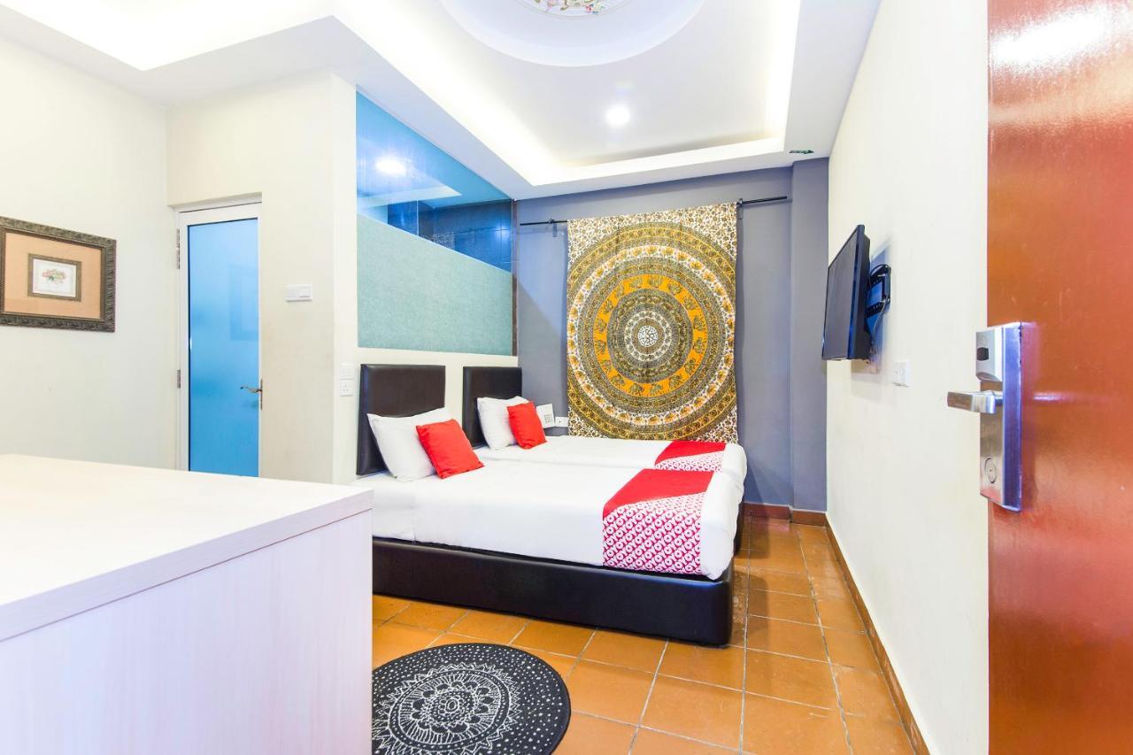 Oyo 90429 Hotel Narasindo Kuala Lumpur Buitenkant foto